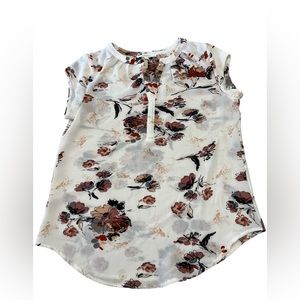 Fun 2 Fun stitch fix cap sleeve blouse white floral women's size medium